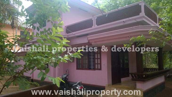 2 BHK House & Villa 1000 Sq.ft. for Sale in Eranhipalam, Kozhikode