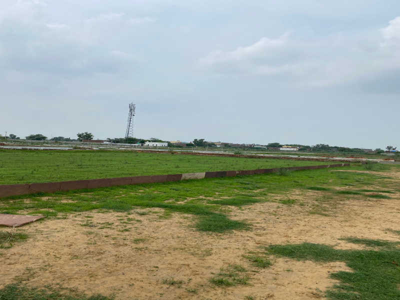  Commercial Land 100 Sq. Yards for Sale in Agra Road, Aligarh