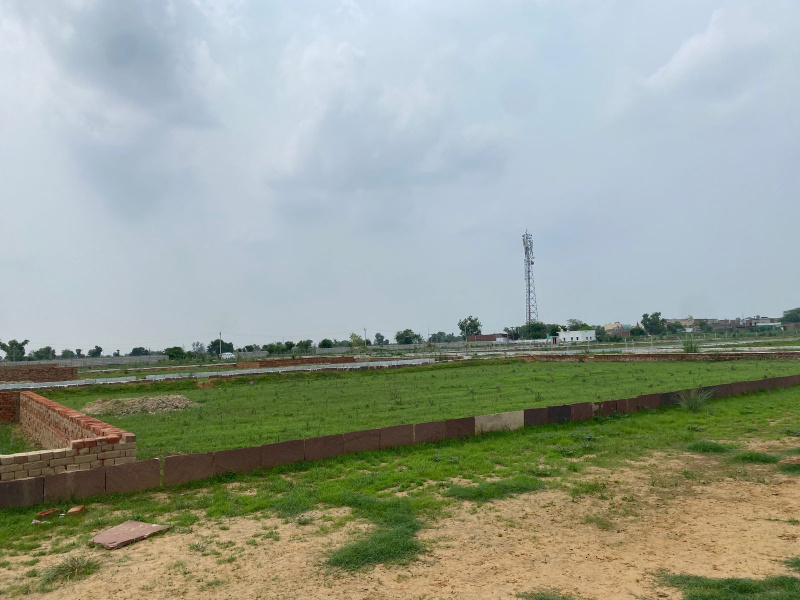  Commercial Land 100 Sq. Yards for Sale in Agra Road, Aligarh