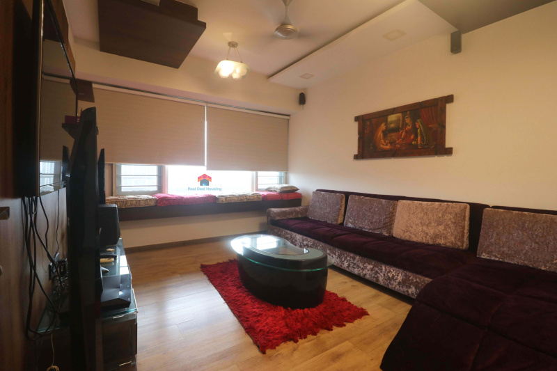 4.5 BHK Apartment 1893 Sq.ft. for Sale in Goregaon West, Mumbai