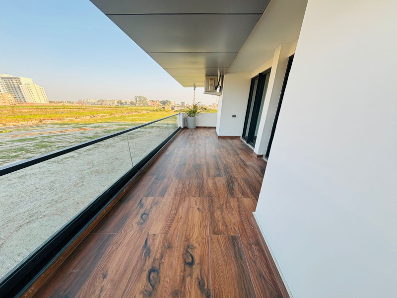 3 BHK 208 Sq. Yards Apartment for Sale in Patiala Road, Zirakpur