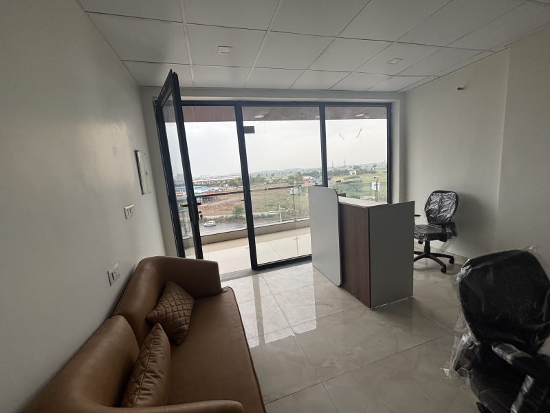  380 Sq.ft. Showroom for Rent in Airport Road, Zirakpur