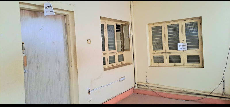  1200 Sq.ft. Office Space for Rent in Saraswathipuram, Mysore