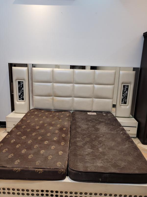 1 BHK Builder Floor 650 Sq.ft. for Rent in Pitampura, Delhi