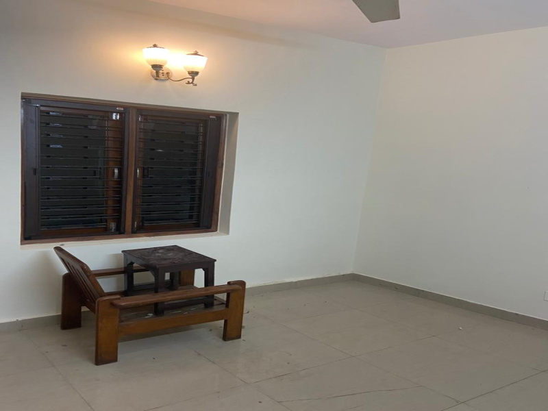 2 BHK Apartment 950 Sq.ft. for Rent in Pitampura, Delhi