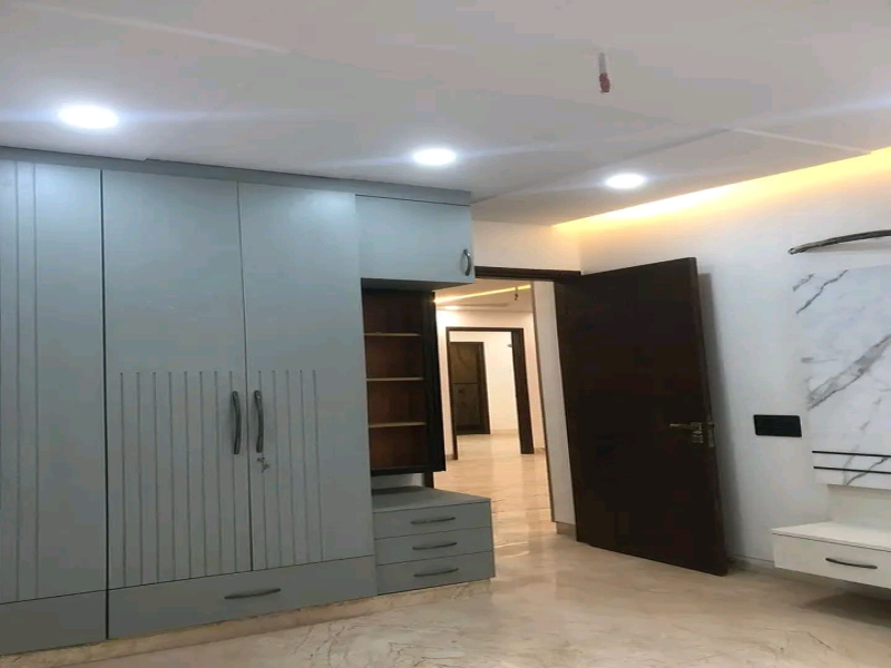 3 BHK Builder Floor 1500 Sq.ft. for Rent in Sector 8 Rohini, Delhi