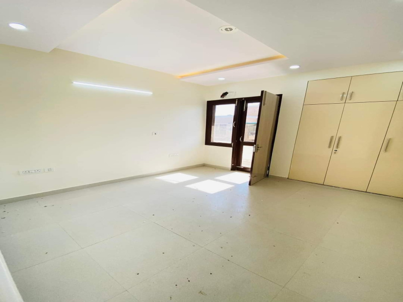 3 BHK Apartment 1400 Sq.ft. for Rent in Sector 9 Rohini, Delhi