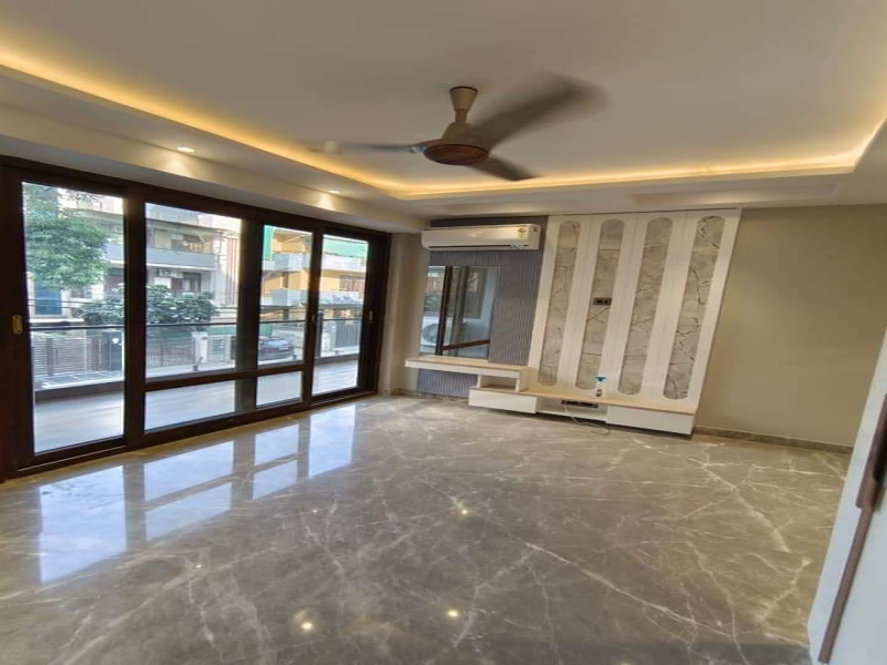 9 BHK Villa 1100 Sq. Yards for Sale in West Punjabi Bagh, Delhi