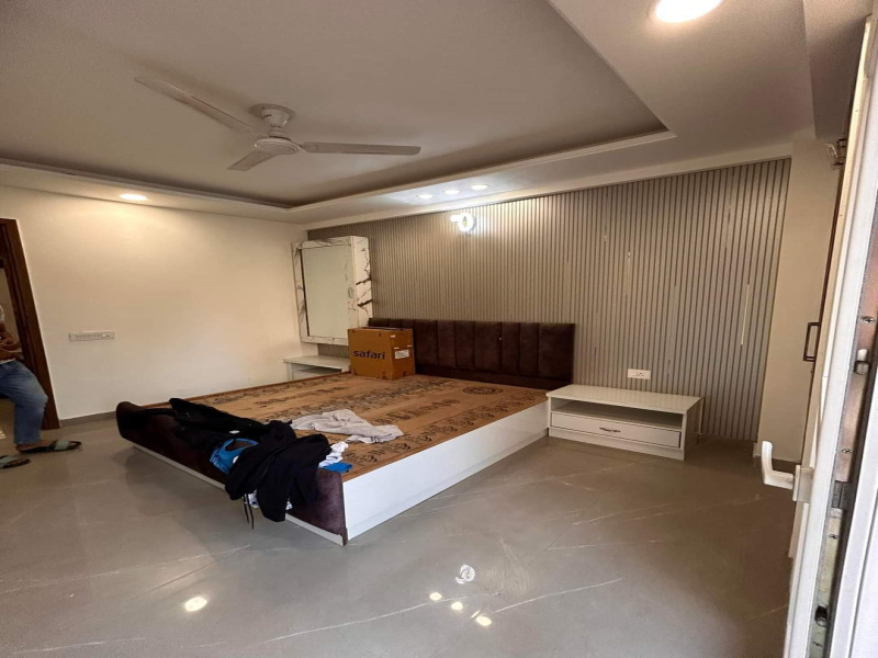 3 BHK Builder Floor 1400 Sq.ft. for Rent in Pitampura, Delhi