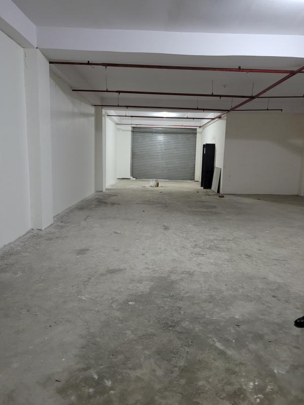  Warehouse 3000 Sq.ft. for Rent in Pitampura, Delhi