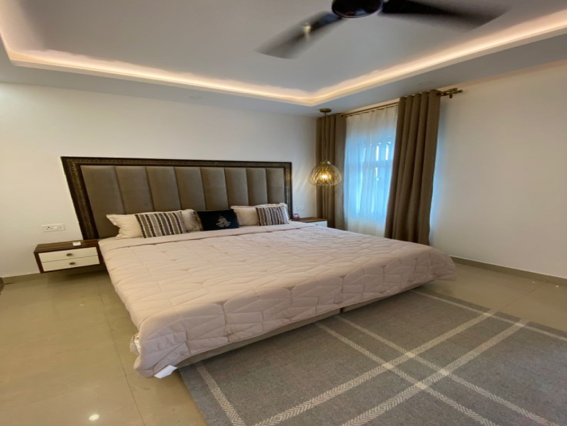  Hotels 12000 Sq.ft. for Rent in Meera Bagh, Paschim Vihar, Delhi