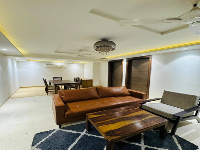 7 BHK House 200 Sq. Yards for Rent in Tarun Enclave, Pitampura, Delhi