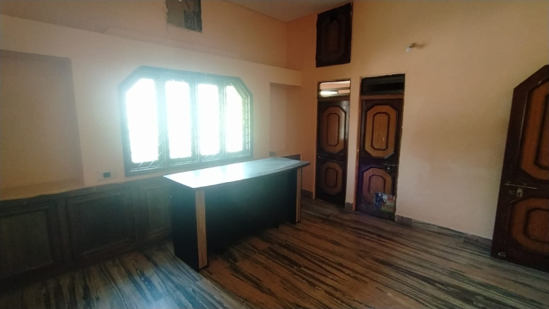  Office Space 1950 Sq.ft. for Rent in Lahartara, Varanasi