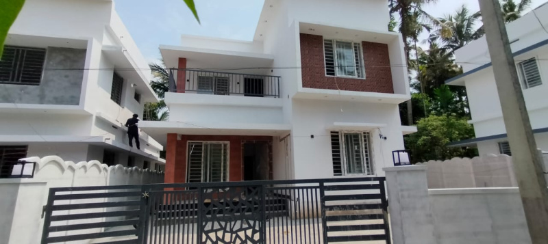 3 BHK House 1600 Sq.ft. for Sale in Kuttoor, Thrissur