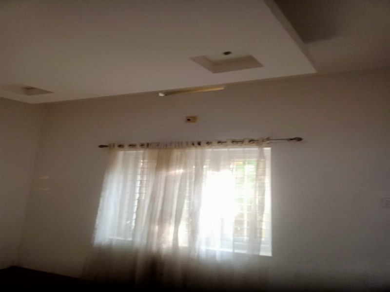 4 BHK House 2400 Sq.ft. for Sale in Ayanthole, Thrissur