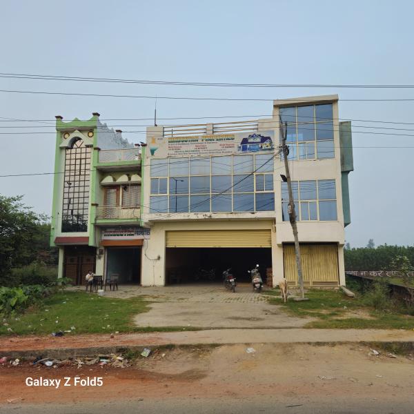  Showroom 8200 Sq.ft. for Sale in Rampur Road, Moradabad