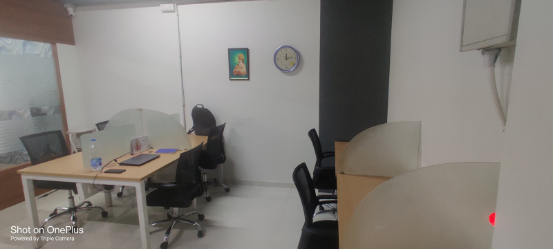  Office Space 600 Sq.ft. for Rent in Motera, Ahmedabad