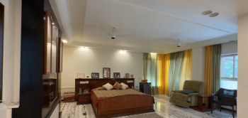 8 BHK House for Sale in Altamount Road, Tardeo, Mumbai