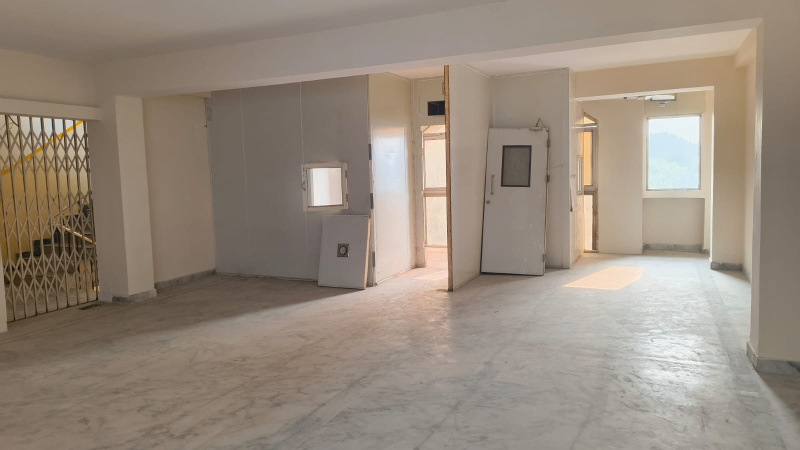  Commercial Shop 1500 Sq.ft. for Rent in Old DLF Colony, Gurgaon