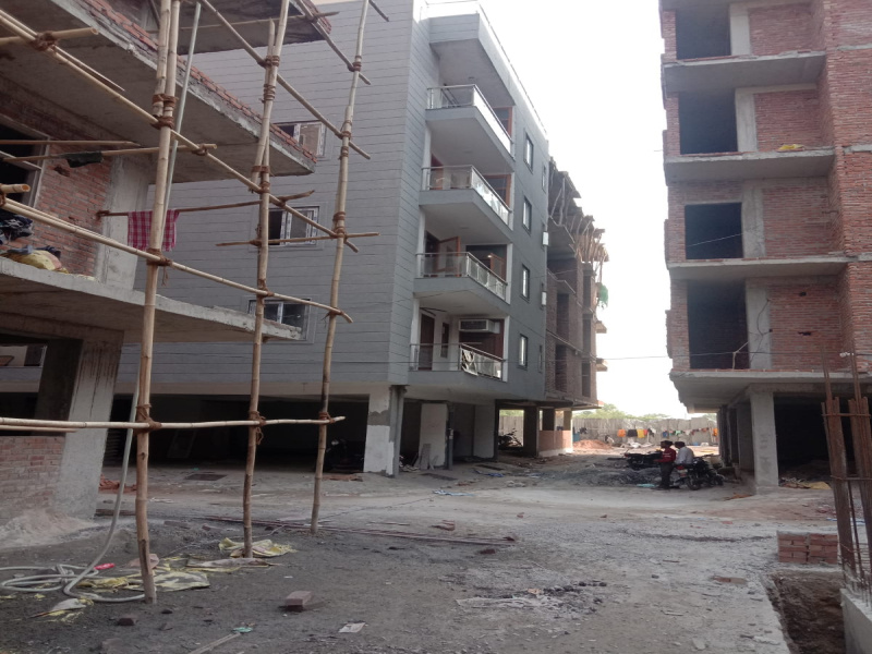 2 BHK Builder Floor 1050 Sq.ft. for Sale in Sector 107 Noida