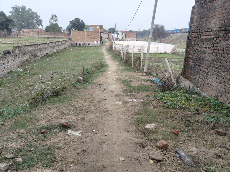  Residential Plot 100 Sq. Yards for Sale in Laxmi Nagar, Mathura