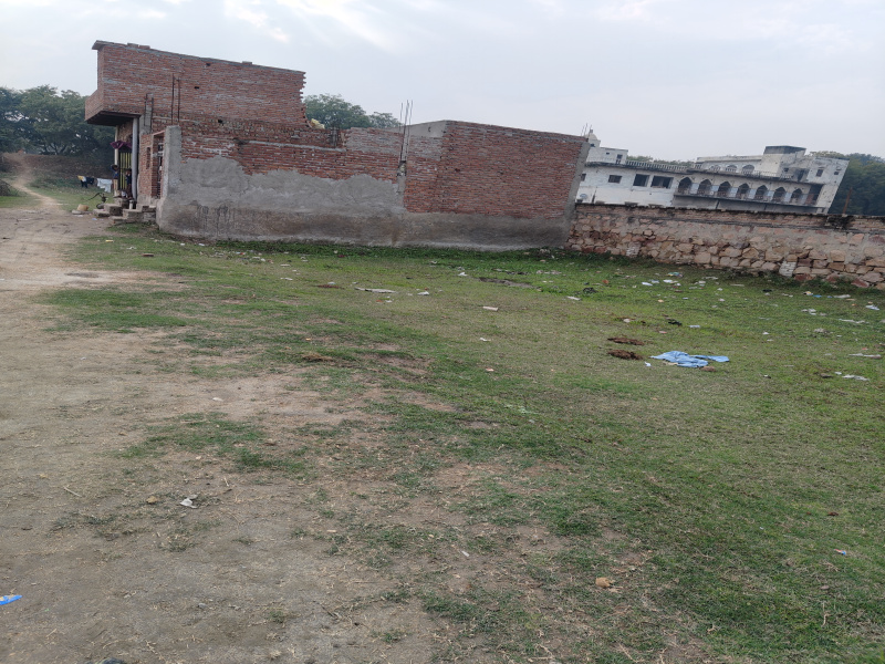  Residential Plot 100 Sq. Yards for Sale in Laxmi Nagar, Mathura