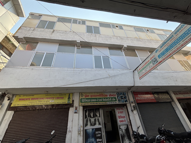  Office Space 1800 Sq.ft. for Rent in Begum Bridge, Meerut