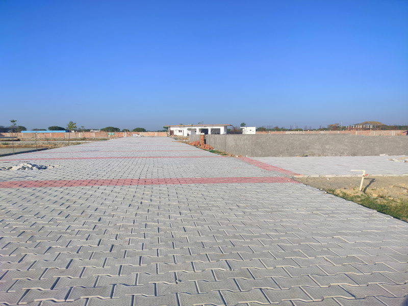  Residential Plot 50 Sq. Yards for Sale in Yamuna Expressway, Greater Noida