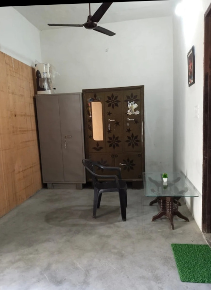  House 4 Marla for PG in Rishi Vihar, Amritsar