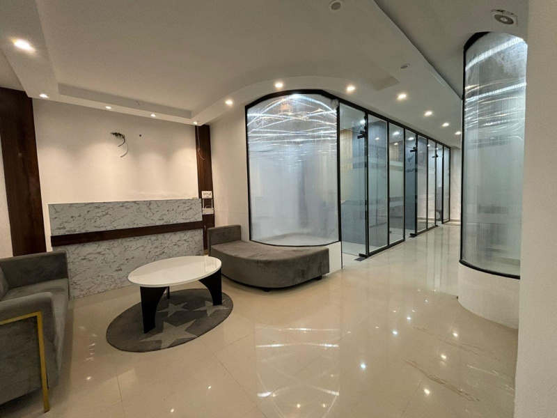  Office Space 1350 Sq.ft. for Rent in Lajpat Nagar IV, Delhi