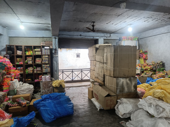  Warehouse for Sale in Yahiyaganj, Lucknow