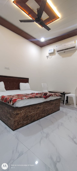  Guest House 100 Sq. Yards for Sale in Chhatikara, Vrindavan