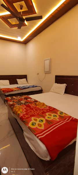  Guest House 100 Sq. Yards for Sale in Chhatikara, Vrindavan