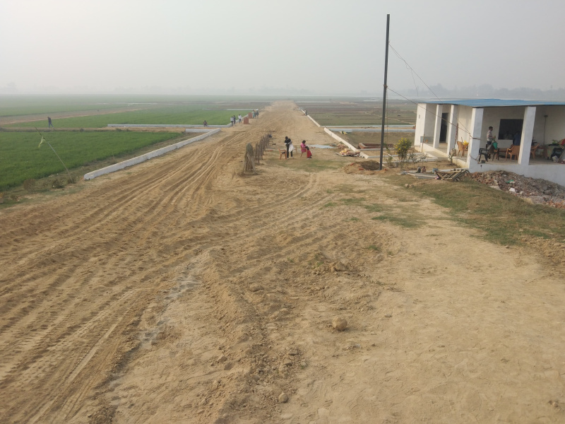  Commercial Land 2000 Sq.ft. for Sale in Maniram, Gorakhpur