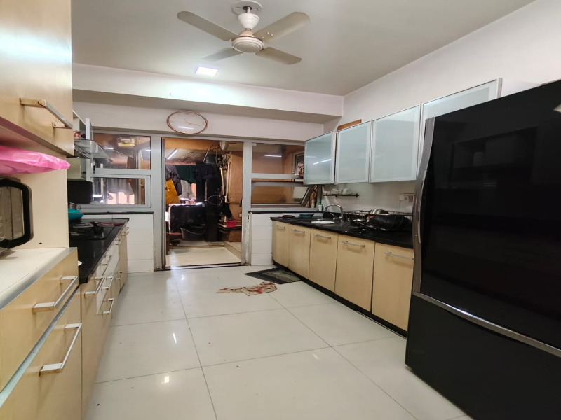 3 BHK 1300 Sq.ft. Apartment for Sale in Goregaon, Mumbai