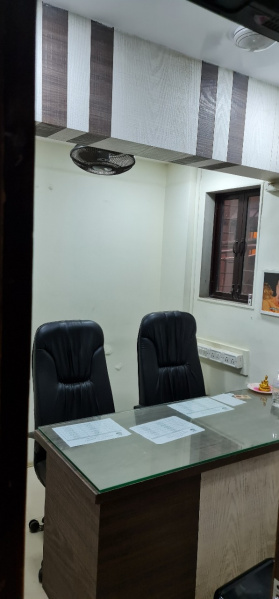  Commercial Shop 430 Sq.ft. for Sale in Goregaon, Mumbai