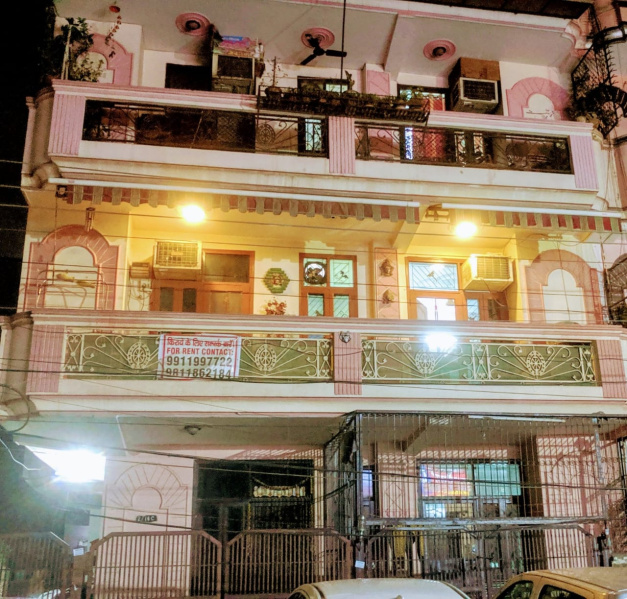 3 BHK 1375 Sq.ft. Apartment for Rent in Vaishali, Ghaziabad