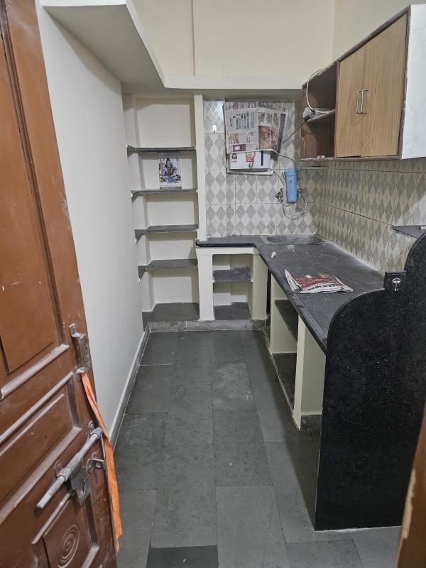 1 BHK House 600 Sq.ft. for Rent in Gumasta Nagar, Indore