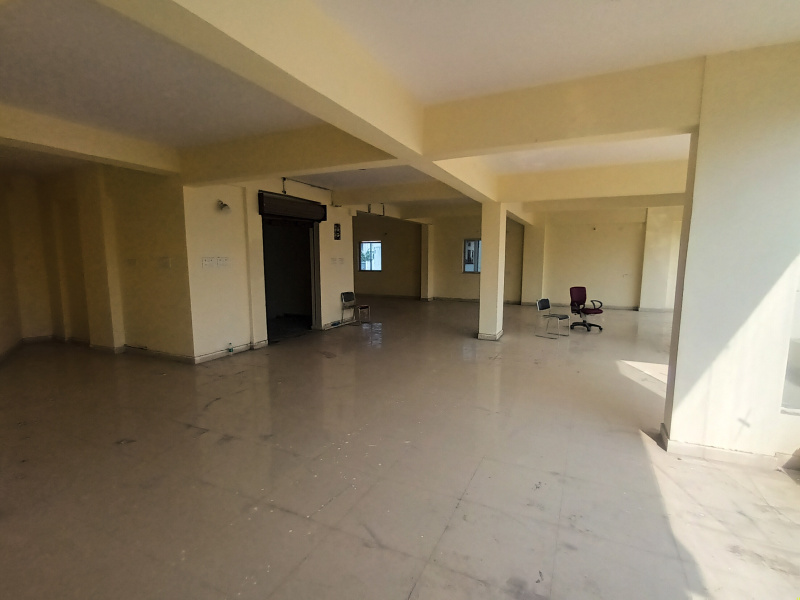  Showroom 2300 Sq.ft. for Sale in Toli Chowki, Hyderabad