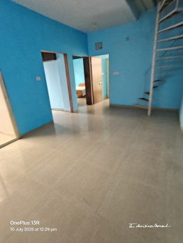 2 BHK Flat for Rent in 100 Ft Ring Road, Ahmedabad