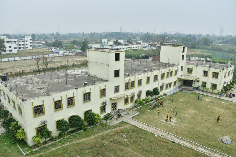  Business Center 945 Sq.ft. for Sale in Forbesganj, Araria