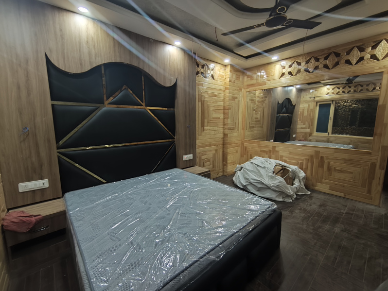 Guest House 21000 Sq.ft. for Rent in Dalgate, Srinagar