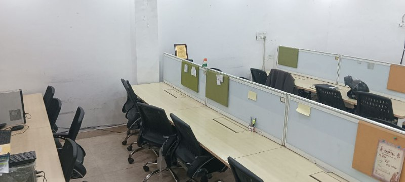  Office Space 1360 Sq.ft. for Rent in Uttam Nagar East, Delhi