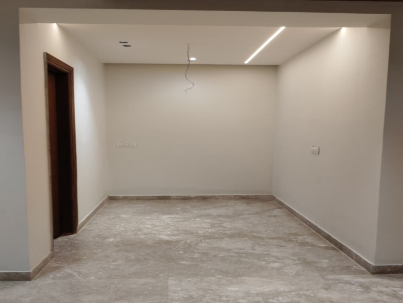 4.5 BHK 400 Sq. Yards Builder Floor for Sale in DLF Valley, Panchkula