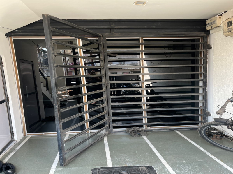 2.5 BHK 3600 Sq.ft. House for Sale in Kothariya Road, Rajkot