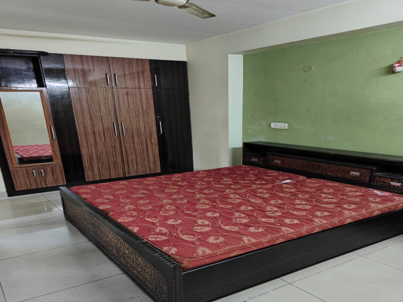 2.5 BHK Apartment 1400 Sq.ft. for Sale in Crossing Republik, Ghaziabad