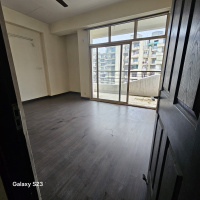 2 BHK Flat for Rent in Crossing Republik, Ghaziabad