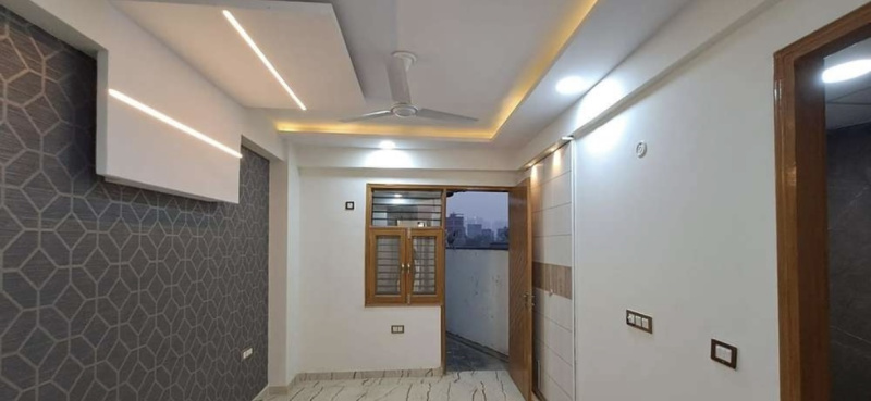 1 BHK Builder Floor 550 Sq.ft. for Sale in Sector 73 Noida