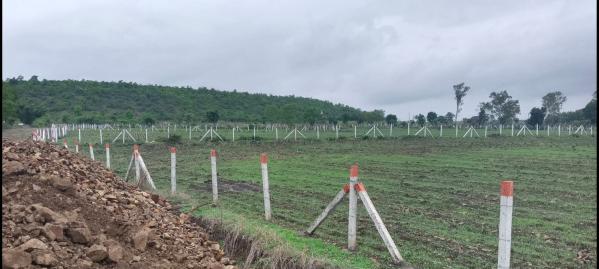  Agricultural Land 48000 Sq.ft. for Sale in Gomti Nagar, Dewas