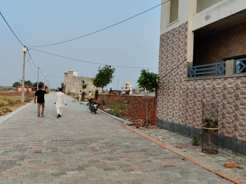  1000 Sq.ft. Residential Plot for Sale in Cantonment Road, Lucknow